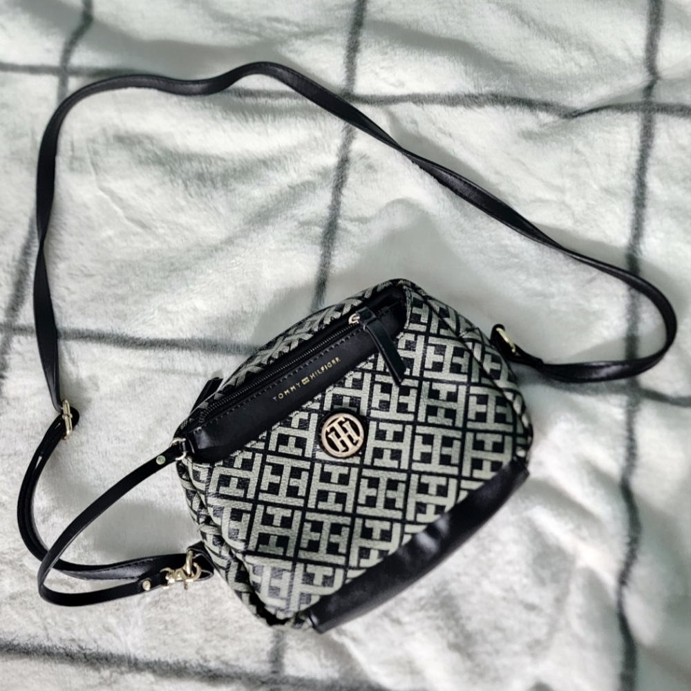 Black & White Tommy Hilfiger Cross Body Bag with Red Lining